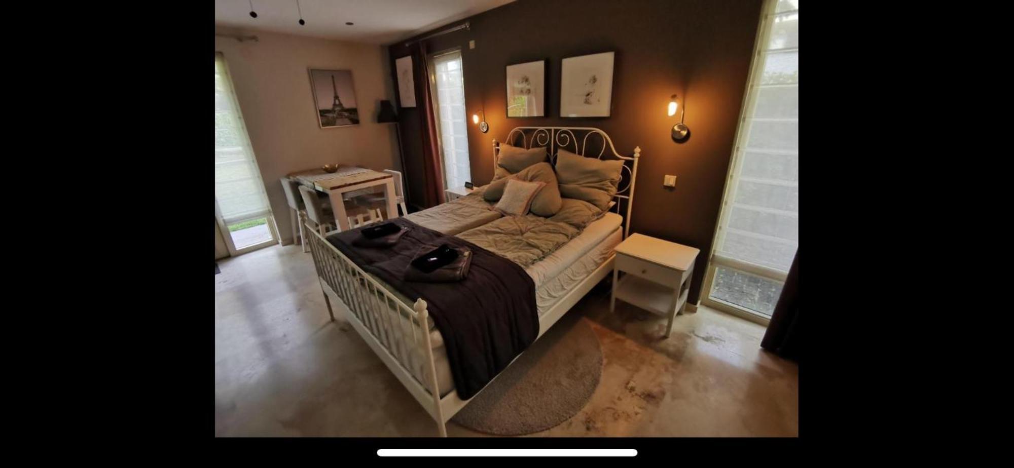 B&B Maison Saint Tropez Eindhoven Bilik gambar